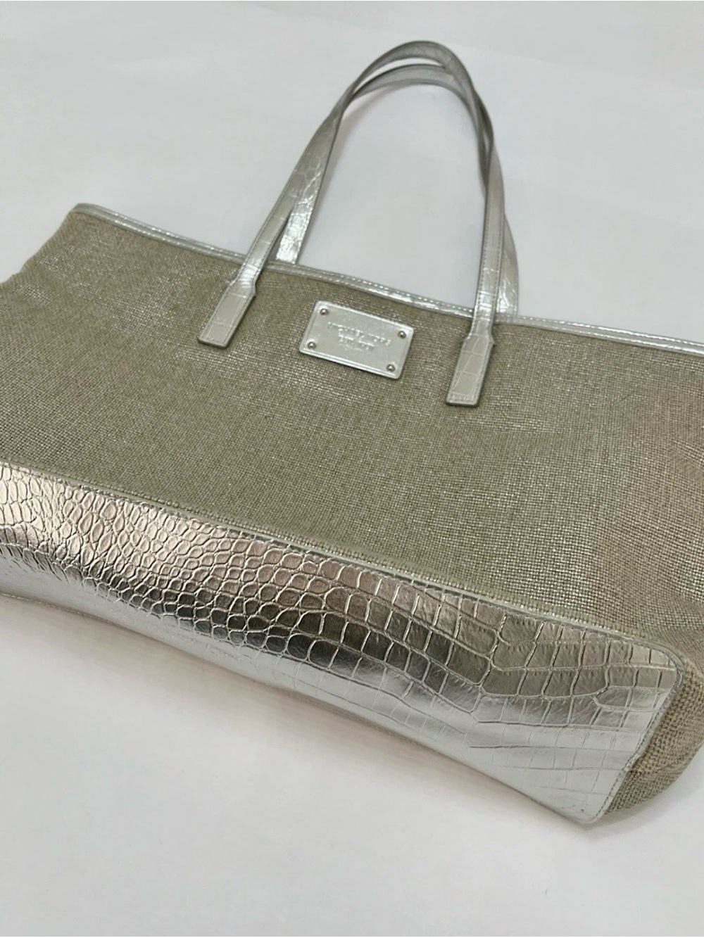 Michael Kors Beige and Silver Metallic Tote